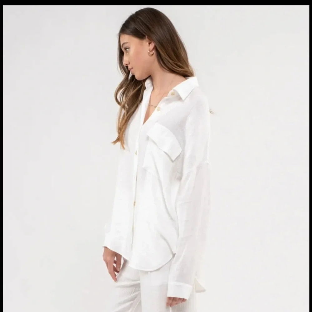 5 for $20 SALE! Lightweight white button up - Picture 4 of 5